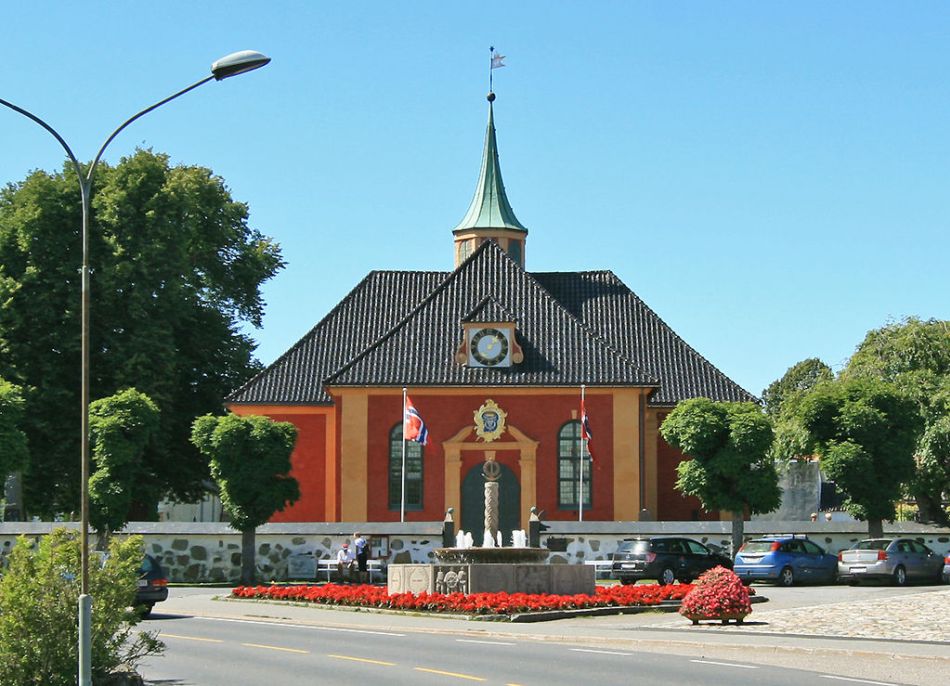 Fredriksvern kirke. Stavern. Foto: Wikipedia